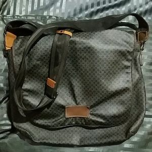 daks sling bag price